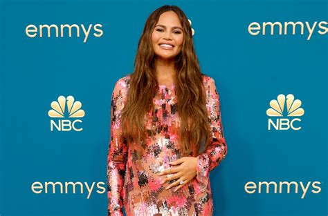 Chrissy Teigen Has The Perfect Response For Those Commenting She’s Been ‘pregnant Forever’