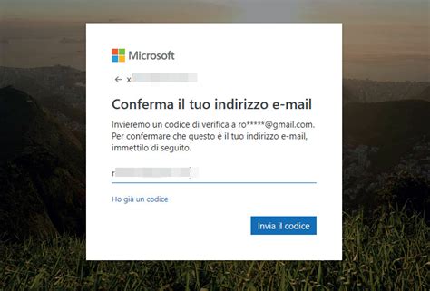 With hotmail account you can access plethora of microsoft services like skype, onedrive, windows. Ecco come cambiare le password di LinkedIn, Hotmail e Libero | Hacka