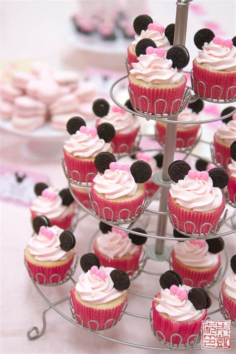Minnie Mouse Cupcakes For A 3rd Birthday Party Dessert First