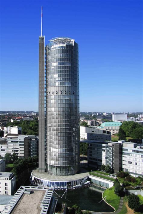 Learn about rwe's essen office. RWE-Tower in Essen Foto & Bild | architektur ...