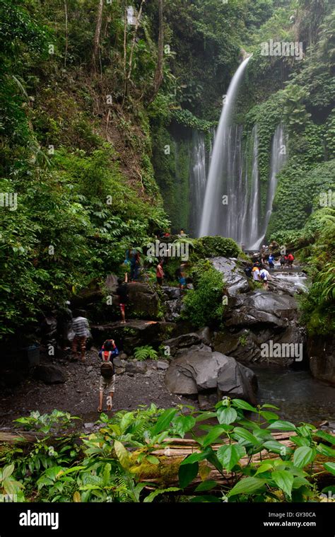 Tiu Kelep Waterfall Lombok Stock Photo Alamy