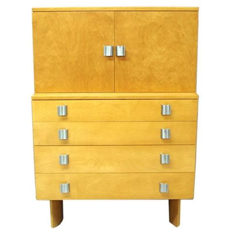 What kind of furniture is blond in 1950? Blonde Chest on Chest by Eilel Saarinen for Johnson ...