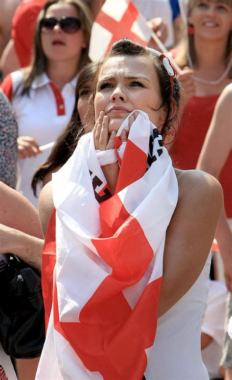 2018 Fifa World Cup England Fans Told Not To Wave Flags In Russia