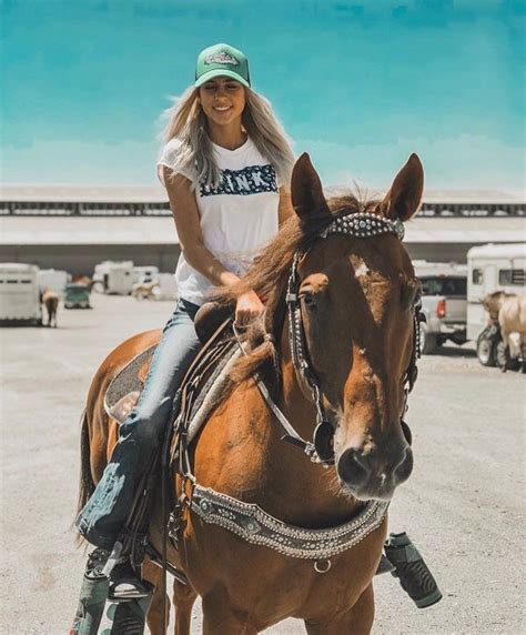 Barrel Racer Cowgirl Fanofhorsesusa Instagram Profile Picdeer