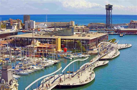 Top Things To Do In The Barceloneta District Of Barcelona