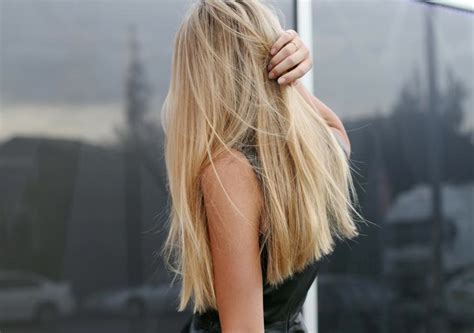 Learn how to care for blonde hairstyles and platinum color. blonde hair | freshfood