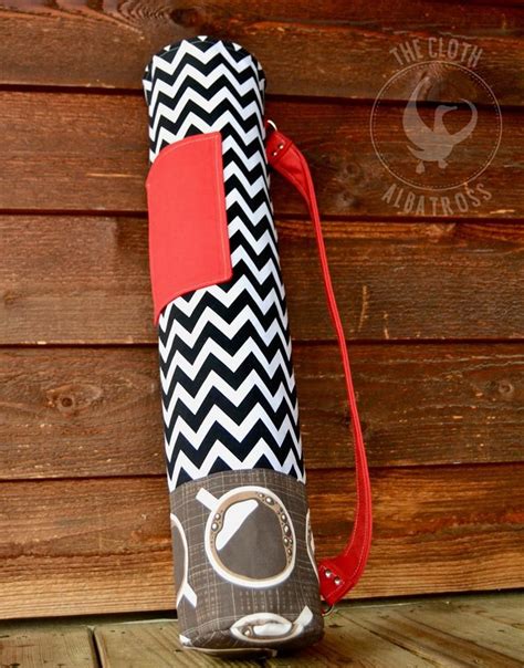 The bag and strap will stretch slightly with the weight of the mat, so even if you stitch tightly, the bag will still work out fine. Ananda Yoga Bag Sewing pattern tutorial and PDF | Yoga bag ...
