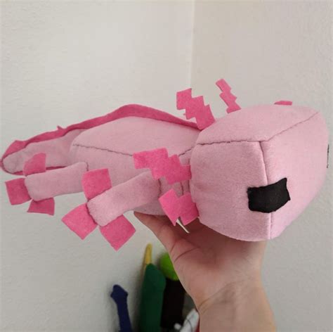 Oc I Made An Axolotl Plushie By Uwitchcraftyyt Minecraft Crafts