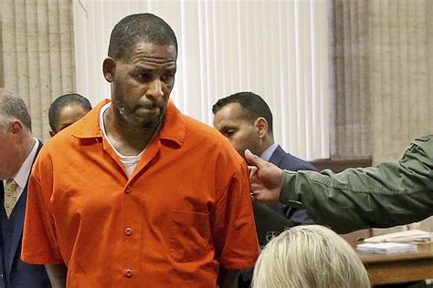 R Kelly Sentenced To 20 Years In Chicago Case Courthouse News Service