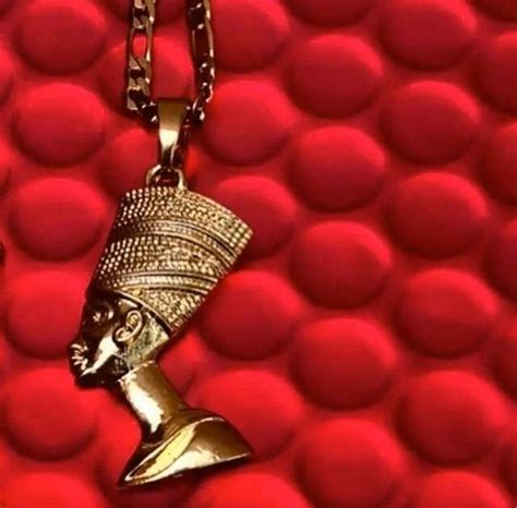 Nefertiti Necklace Nefertiti Queen Nefertiti Necklace Etsy In 2023 Ankh Necklace Africa