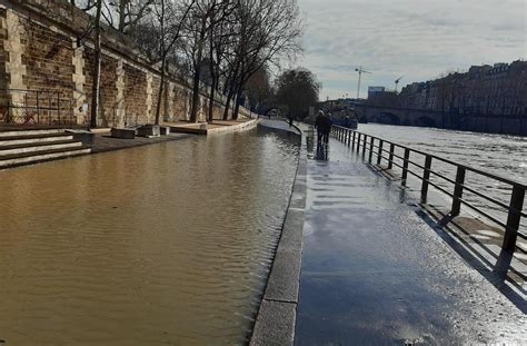 Flooding Of The Seine In Ile De France The Peak Is Expected For This