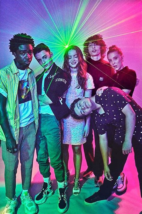 sadie sink and the stranger things cast new york times photoshoot 2019 sadie sink photo