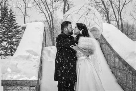 A Winter Wonderland Wedding With Touches Of Gold Elegantweddingca