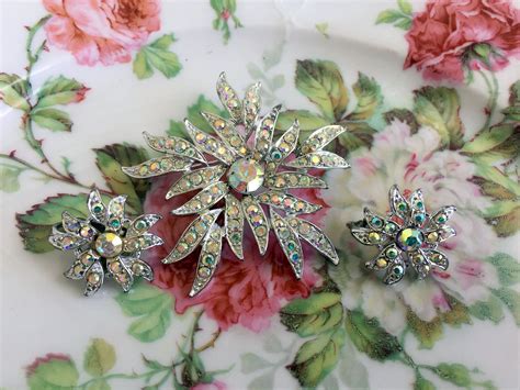 Sarah Coventry Flower Ab Rhinestone Brooch And Earring Set Etsy
