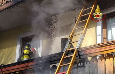 Incendio In Una Palazzina Con Cinque Appartamenti Leco Vicentino