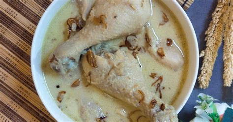 Resep Opor Ayam Kuah Putih Sedaaap Oleh Ihdanas Cookpad