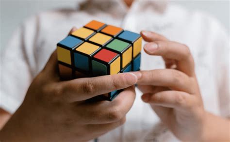 Solving A Rubiks Cube 8 Benefits For Kids Cognifit