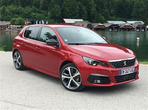 Peugeot 308 Restylée Les Premières Images De Lessai En Live