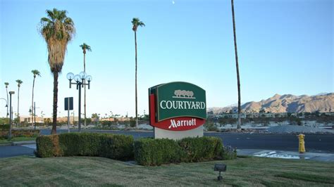 Courtyard palm springs hotel palm springs. Hotel Courtyard by Marriott Palm Springs (Palm Springs ...
