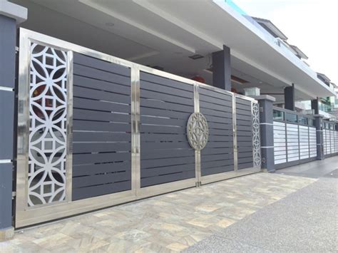 Pagar rumah adalah salah satu komponen eksterior yang berhubungan dengan nilai estetika serta karena itu, desain pagar rumah juga harus berkualitas meskipun anda ingin harga yang murah. Moden Harga Pintu Pagar Rumah Di Malaysia