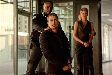 3rd The Divergent Series Insurgent Blu Ray Movie Review