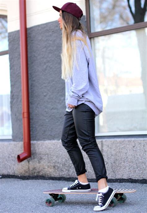 Trillest Trends In 2020 Skater Girl Outfits Skater Girl Style Fashion