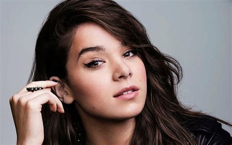 Hd Wallpaper Actresses Hailee Steinfeld American Brown Eyes