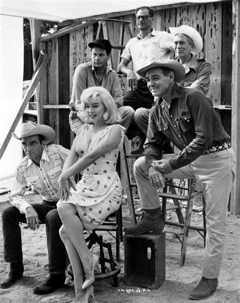 Behind The Scenes Photographs Of Marilyn Monroe And Clark Gable On The