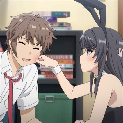 Image About Couple In °｡⋆ My Senpai Is A Bunny Girl By Icons Parejas Anime Bonitas Parejas De