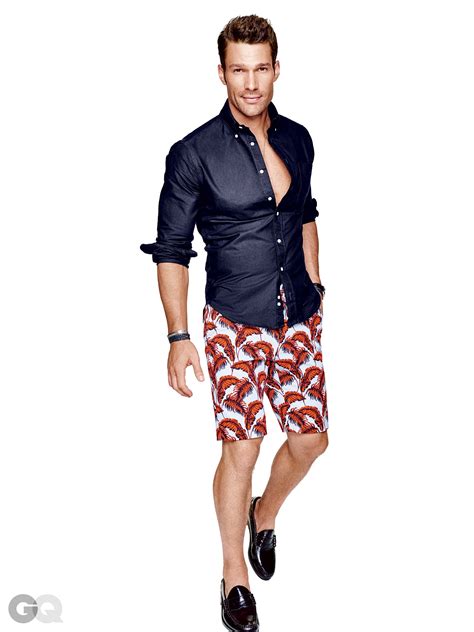 How To Wear Shorts Photos Gq