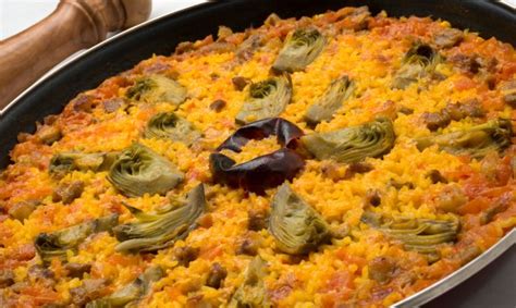 Si no sabes cómo hacerlo bien, te recomendamos que consultes nuestras recetas. Receta de Arroz al horno con alcachofas - Karlos Arguiñano