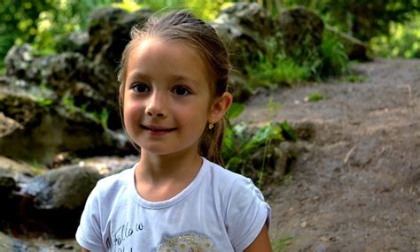 Dziewczynka Dziecko Uśmiech Darmowe zdjęcie na Pixabay Pixabay