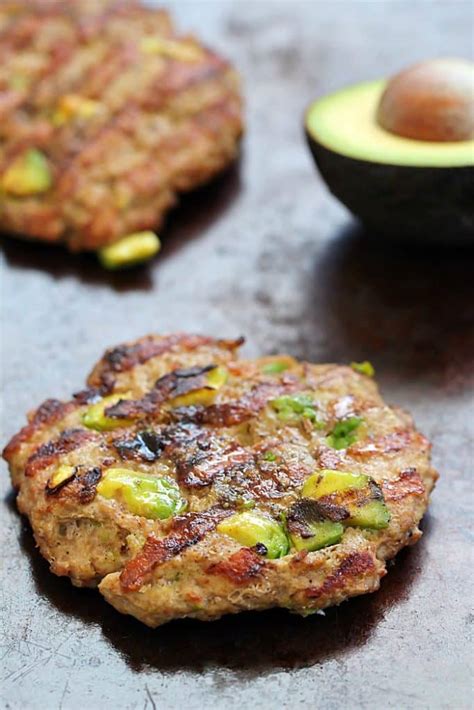 Easy Turkey Avocado Burgers Yummy Healthy Easy
