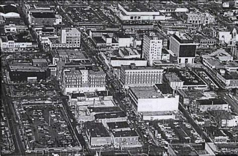 Downtown Kankakee In The 1960s Kankakee Kankakee Illinois City