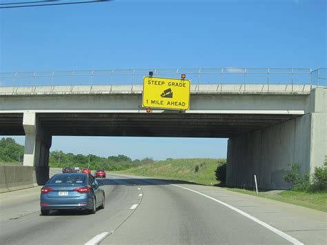 Kentucky Interstate 71 Northbound Cross Country Roads