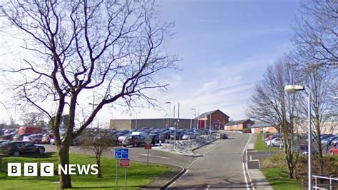 Hmp Lowdham Grange Woman Arrested After Drugs Brought Into Prison