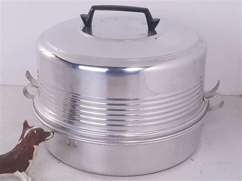 Vintage Regal Ware Aluminum Cake And Pie Carrier With Locking Etsy