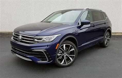 quick spin 2022 volkswagen tiguan sel r line the daily drive consumer guide®