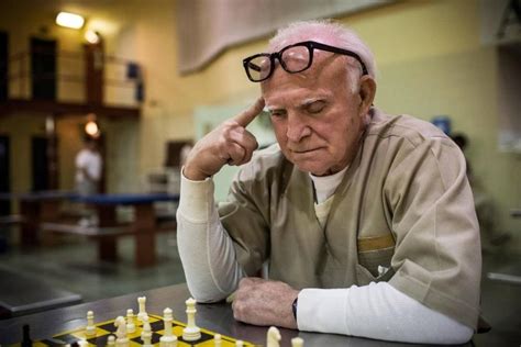 Growing Old In Md Prisons Working To Release Low Risk High Cost Older