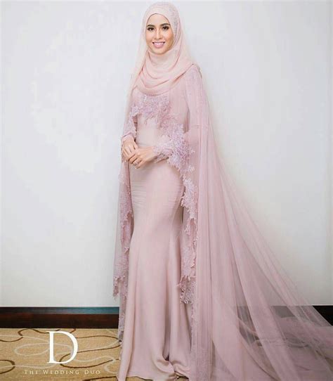 বাঙালি মুসলমানের বিয়ে bangali musalmaner biye) includes many rituals and ceremonies that can span several days. Pin by najibah hasan on party hijab dress | Muslimah ...