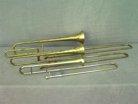 Bass Sackbut · Grinnell College Musical Instrument Collection