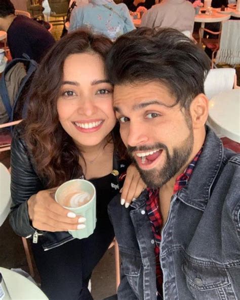 Rithvik Dhanjani Shares A Cryptic Post Amidst The Breakup Rumours With Girlfriend Asha Negi