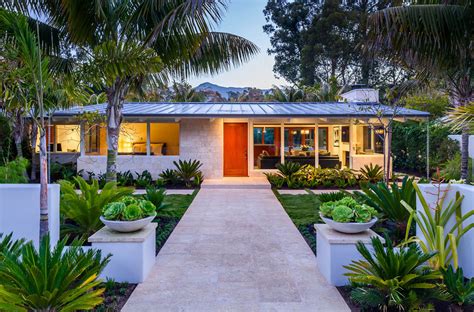 Renovated Mid Century Modern Ranch Style Bungalow In Montecito