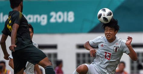 Berikut adalah perincian kejohanan bola sepak sukan asia 2018 di palembang, indonesia yang merangkumi jadual perlawanan terkini, keputusan dan kedudukan carta melibatkan pasukan malaysia pada saingan peringkat kumpulan. Hasil Malaysia vs Jepang di Sepak Bola Asian Games Babak 1 ...