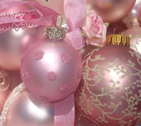Pin By Mp On Christmas Pink Christmas Ornaments Pink Christmas Pink