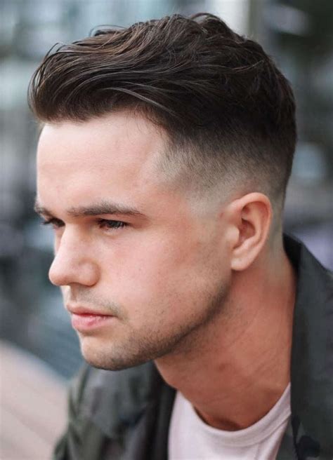 Hairstyles For Big Face Men Wavy Haircut
