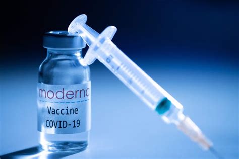 Safe And Effective Moderna Covid Vaccine Poised For Fda Authorization