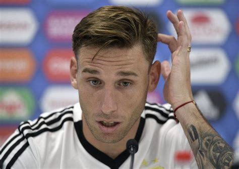 Transfer çalışmalarının devam ettiğini aktaran. Ex Milan - Biglia in Turchia: ufficiale il trasferimento