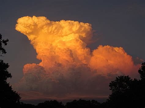 Ipernity Cumulonimbus Clouds In The East Reflecting The Sunset In The