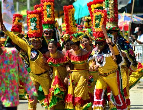Gran Parada De Tradición Y Folclor Más Tradicional Que Nunca